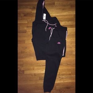 Men’s Nike jogger set